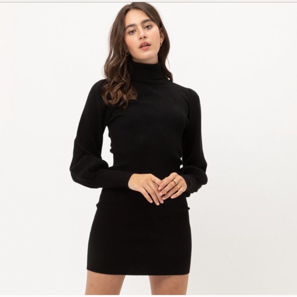 Love Tree Puff Sleeve Sweater Dress in Black